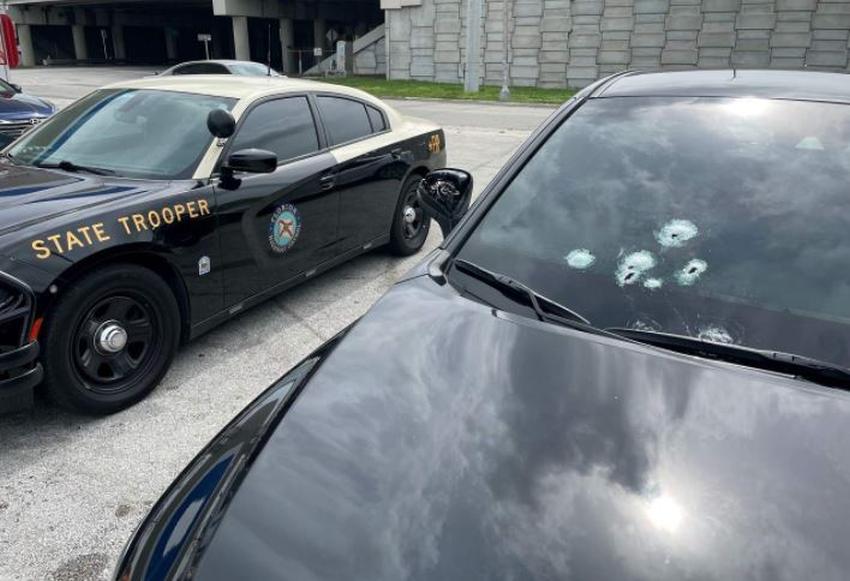 Conductores intercambian disparos durante un incidente de furia en la carretera en la I-95 al noroeste de Miami-Dade