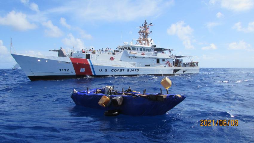 Guardia Costera envía de vuelta a Cuba a 49 balseros cubanos