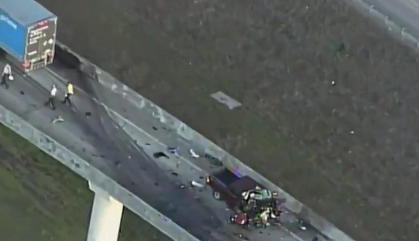 Aparatoso accidente en la autopista Palmetto en Miami termina con una persona muerta