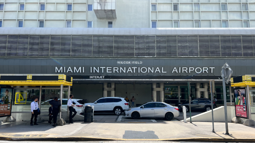 Aeropuerto Internacional de Miami espera romper récord con el volumen de viajeros en Acción de Gracias