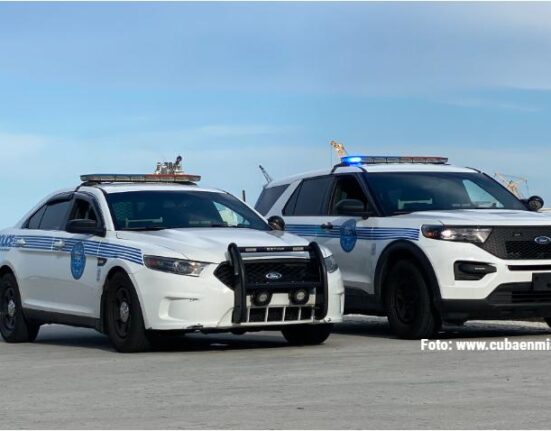 Policía de Miami está ofreciendo empleo para nuevos agentes