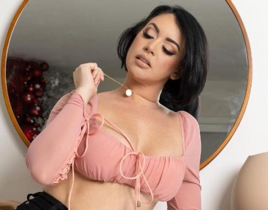 Influencer cubana Imaray Ulloa prepara su propia marca de ropa